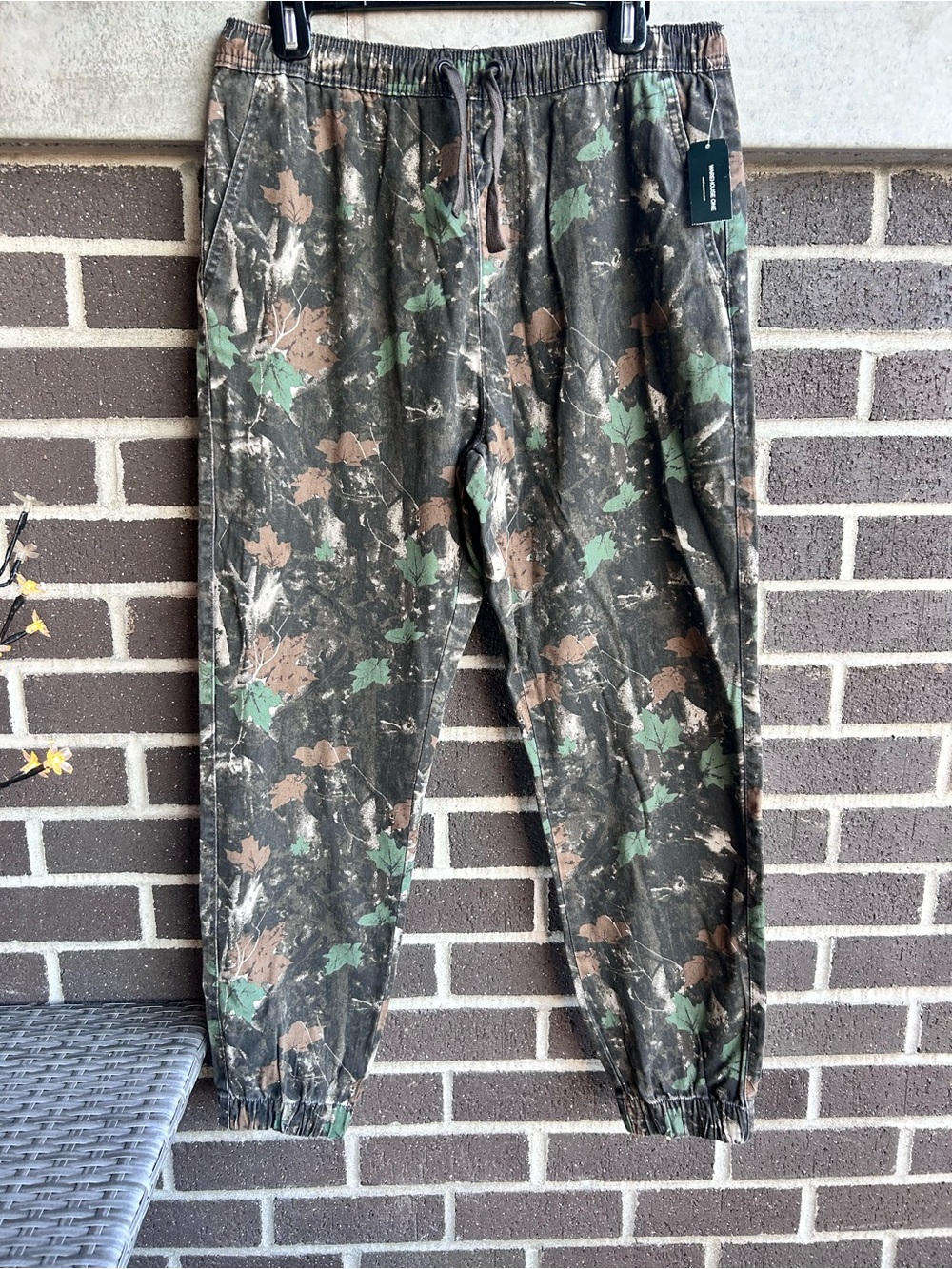 Warehouse One Camo Joggers in Green and Brown Size M